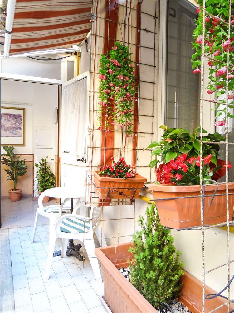 Hotel Giuliana Rom Exterior foto